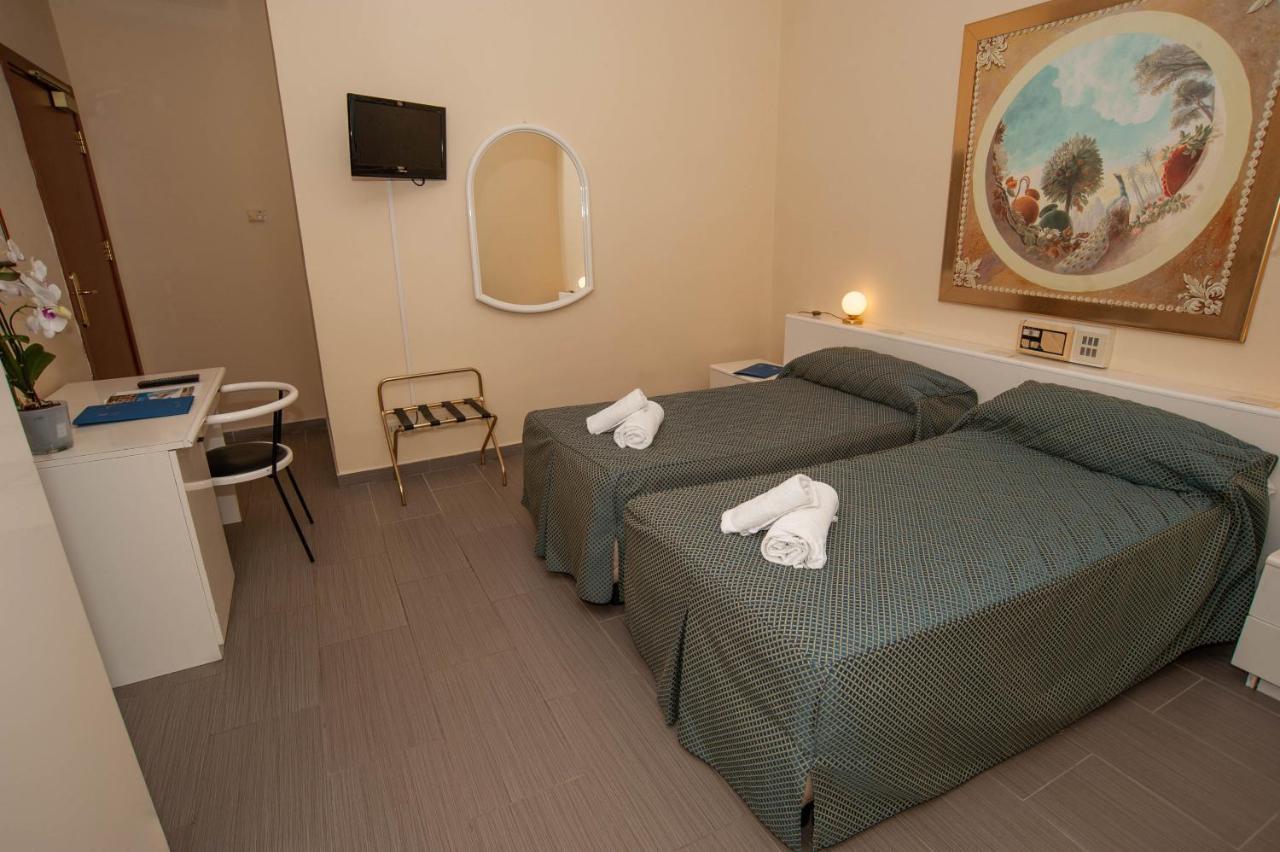 HOTEL POSTA Dépendance Chianciano Terme Exterior foto